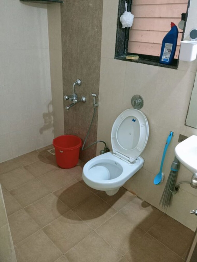 Bathroom, twilight-apartment 1 Bedroom 560 Sq.Ft. Apartment In Powai Mumbai 10741769