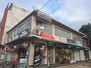  Showroom For Rent in Danish Kunj
