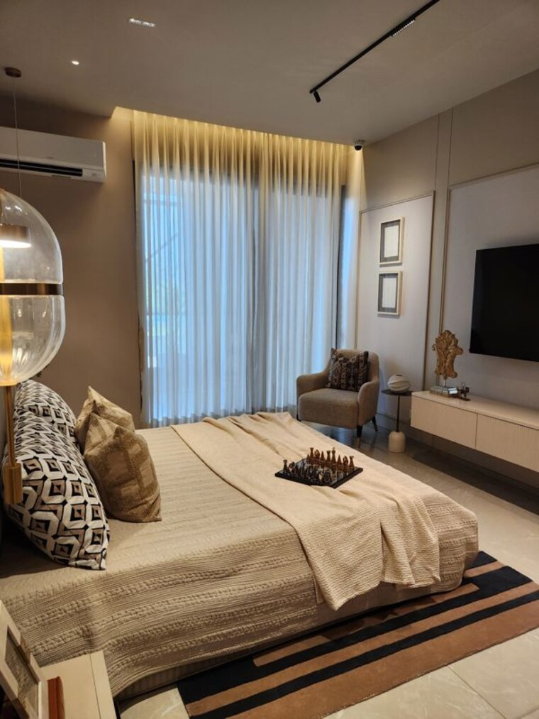 Master Bedroom, ambala highway 5 Bedroom 3380 Sq.Ft. Apartment In Ambala Highway Chandigarh 10741796