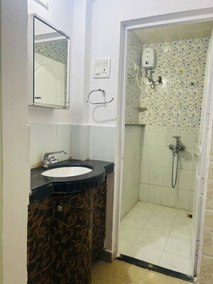 Bathroom in 1 BHK Apartment at Mountain Breeze, Powai – for Rent
