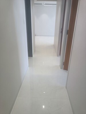  3 BHK Apartment at Ratan Building, Dadar West – for Rent