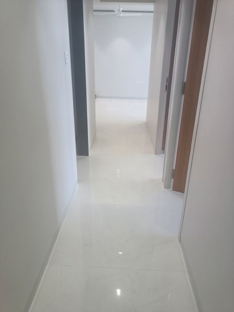 Other, ratan-building 3 Bedroom 950 Sq.Ft. Apartment In Dadar West Mumbai 10741804