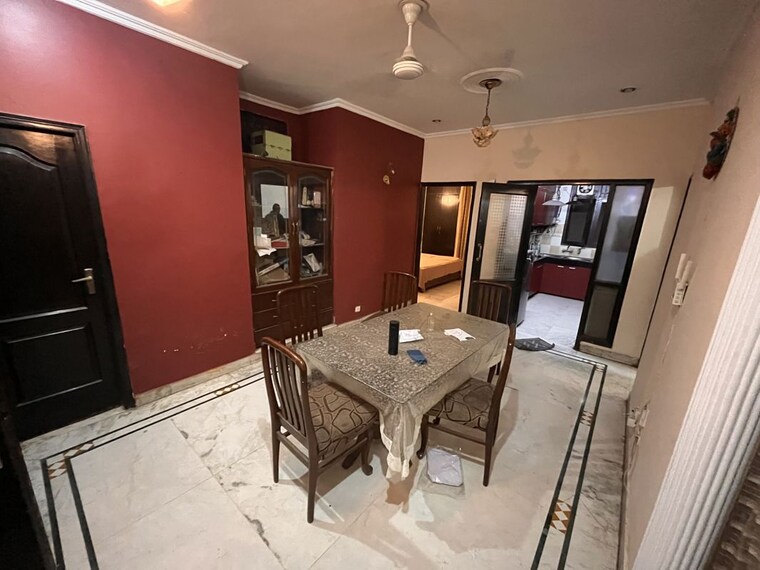 Dining area, sector 43 3 Bedroom 215 Sq.Yd. Builder Floor In Sector 43 Gurgaon 10740491