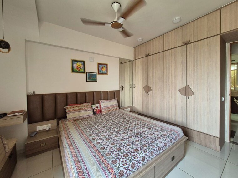 Bedroom, sheetal-westpark-imperia 3 Bedroom 1850 Sq.Ft. Apartment In Vastrapur Ahmedabad 10741844