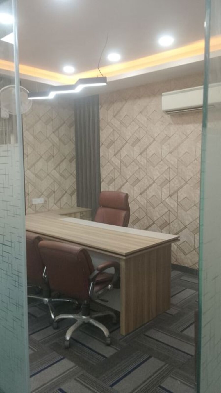 Bathroom, sector 65 Commercial Office Space 3000 Sq.Ft. In Sector 65 Noida 10739374