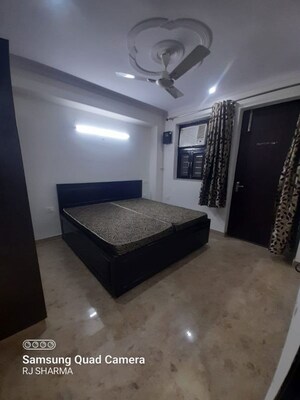 Living Room in 2 BHK Builder Floor at Sector 43 – for Rent