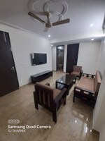 2 BHK +  1325 Sq.Ft. Builder Floor in Sector 43