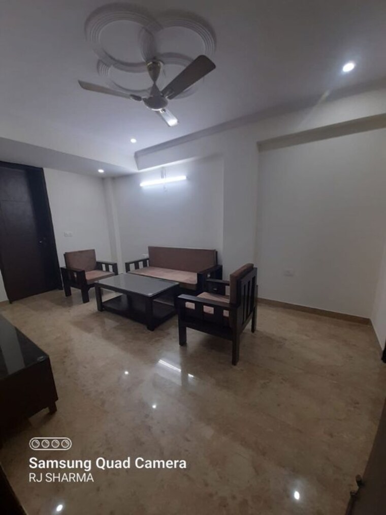 Living Room, sector 43 2 Bedroom 1325 Sq.Ft. Builder Floor In Sector 43 Gurgaon 10741856