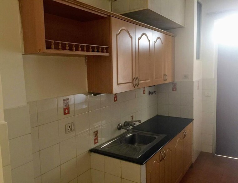 Kitchen, suncity-essel-tower 3.5 Bedroom 1637 Sq.Ft. Builder Floor In Sector 28 Gurgaon 10741858