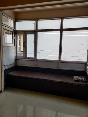 Room in 2 BHK Builder Floor at Ansal Sushant Estate, Sector 52 – for Rent