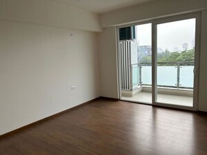Room in 3 BHK Apartment at Pioneer Araya, Sector 62 – for Sale