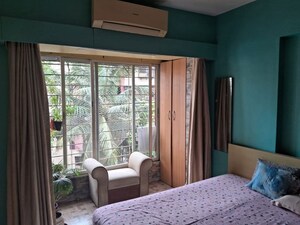 Bedroom in  Apartment at Group Seven Rushi Heights, Goregaon East – for Rent