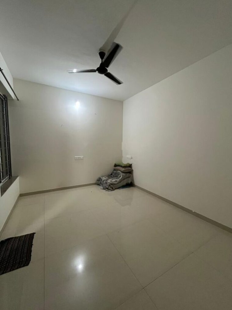Room, vision-starwest-phase-1 2 Bedroom 922 Sq.Ft. Apartment In Tathawade Pune 10741912