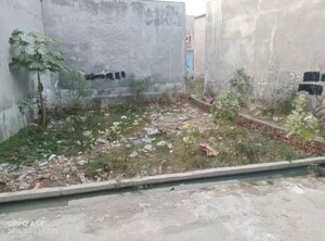  Plot For Sale in Jankipuram
