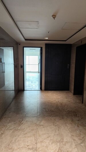 Room in 2 BHK Apartment at Byculla – for Sale