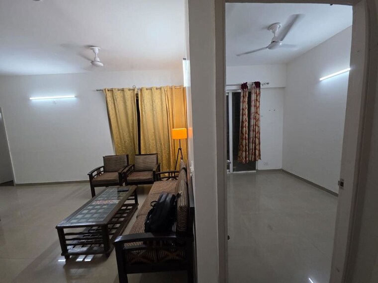 Living Room, gaur-city-2-14th-avenue 3 Bedroom 1300 Sq.Ft. Apartment In Sector 16c Greater Noida Greater Noida 10741972