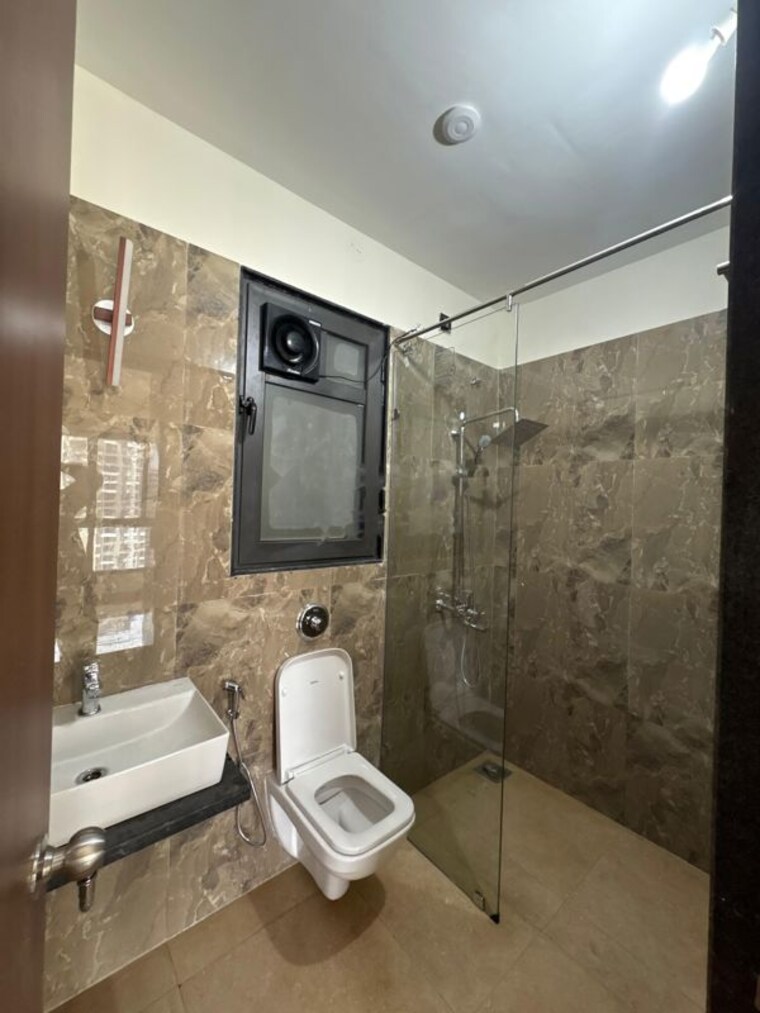 Bathroom, vtp-aethereus 2 Bedroom 910 Sq.Ft. Apartment In Mahalunge Pune 10741980