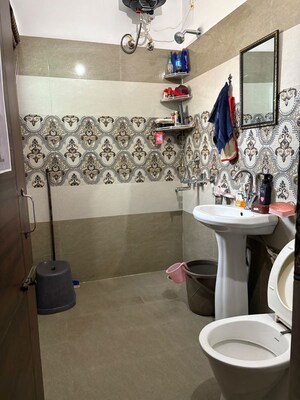Team Area in 2 BHK Apartment at Sector 126 – for Rent
