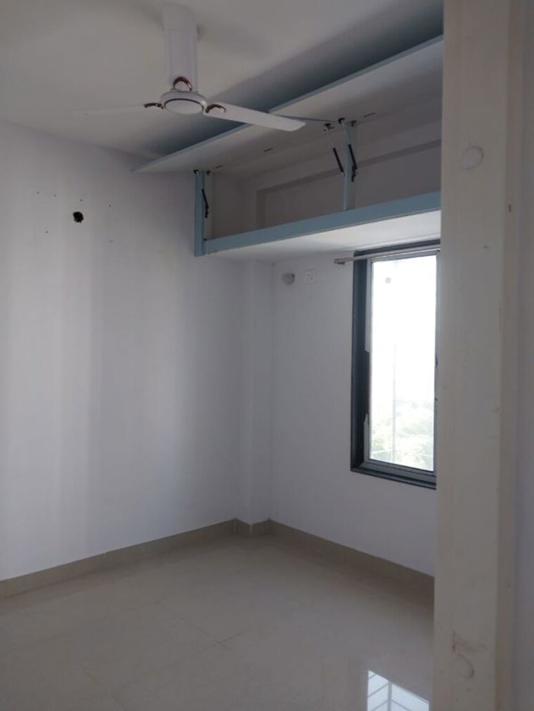 Room, goregaon west 1 Bedroom 480 Sq.Ft. Apartment In Goregaon West Mumbai 10741981