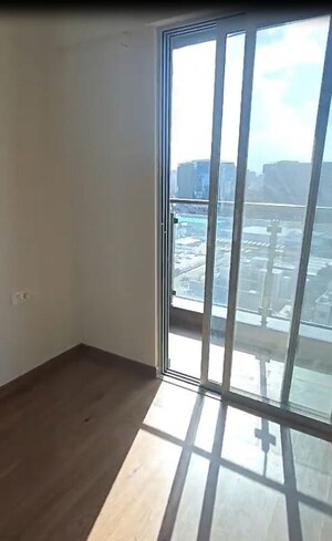 Room in 2 BHK Apartment at Kharadi – for Rent