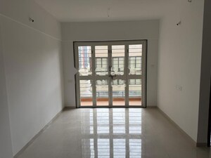 Room in 1 BHK Apartment at Kohinoor Sportsville, Hinjewadi – for Sale
