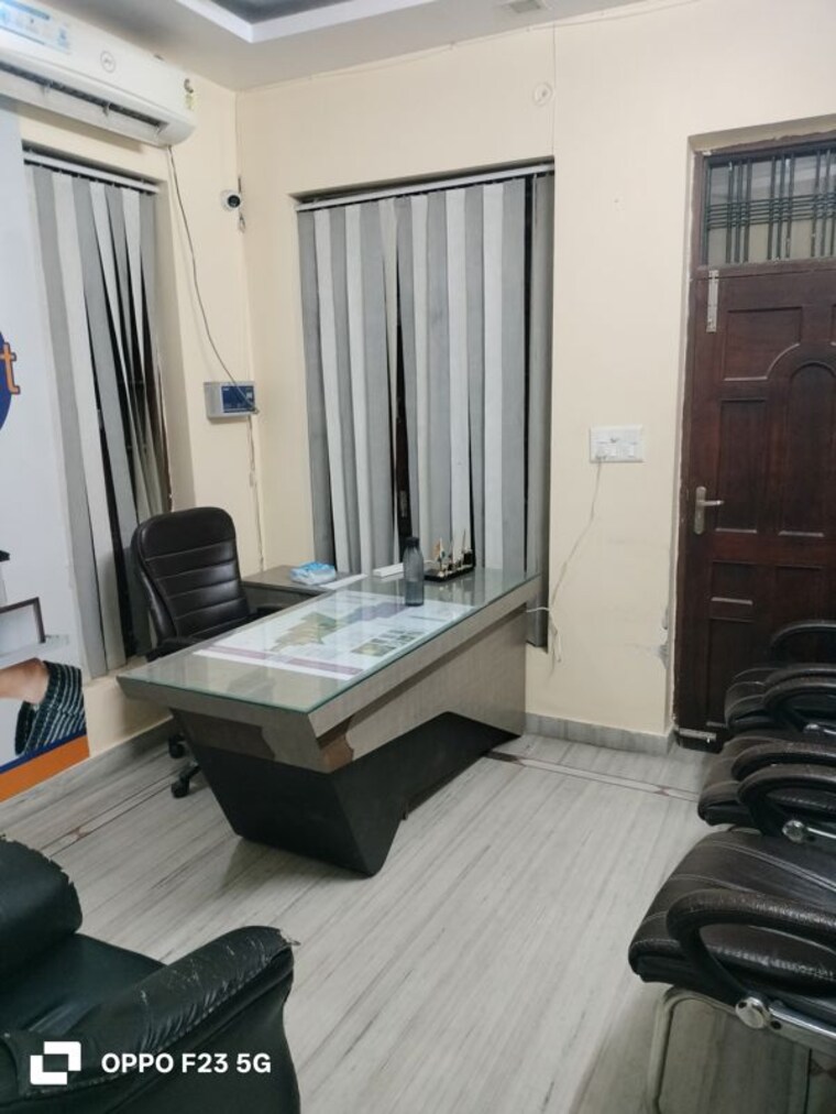 Living Room, vijayant khand Commercial Office Space 2200 Sq.Ft. In Vijayant Khand Lucknow 10742024