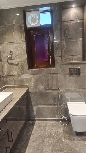 Attached Bathroom in 3 BHK Builder Floor at New Rajinder Nagar – for Sale