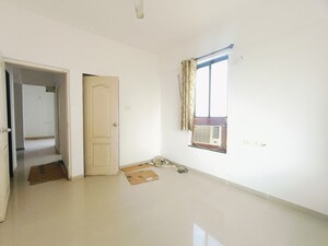 Room in 2 BHK Apartment at Kolte Patil Margosa Heights, Mohammadwadi – for Rent