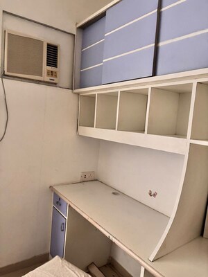 Room in 2.5 BHK Apartment at Neelkanth Greens, Manpada – for Rent