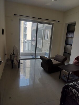 Living Room in 1 BHK Apartment at Hadapsar – for Rent