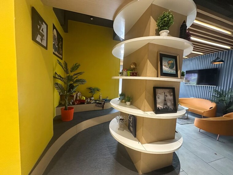 Team Area, sindhubhavan Commercial Office Space 7100 Sq.Ft. In Sindhubhavan Ahmedabad 10742043