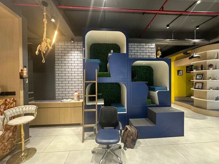 Team Area, sindhubhavan Commercial Office Space 7100 Sq.Ft. In Sindhubhavan Ahmedabad 10742043