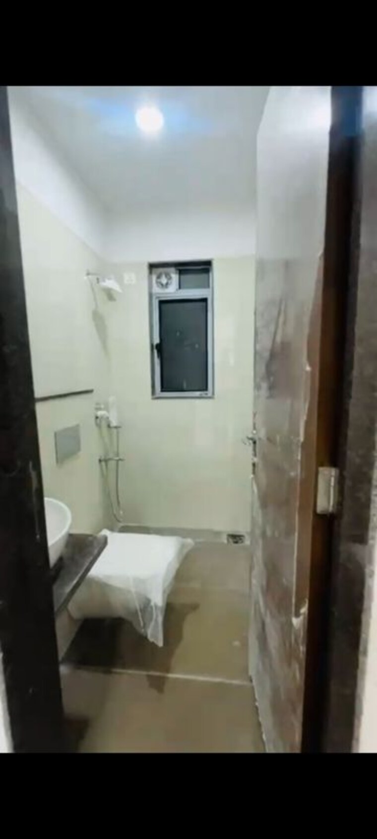 Bathroom, kandarpada 2 Bedroom 610 Sq.Ft. Builder Floor In Kandarpada Mumbai 10742147