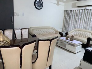 2 BHK Apartment For Rent in Prabhat CHS Goregaon, Goregaon West