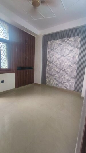 2 BHK Builder Floor For Rent in Vasundhara Sector 9
