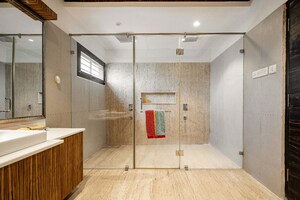 Bathroom in 5 BHK Villa at Devanahalli – for Rent