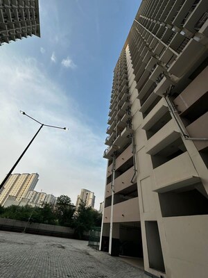 1 RK Apartment – Exterior View View at DLF The Camellias, Sector 42 - for Sale