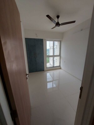Room in 3 BHK Apartment at Godrej Emerald, Ghodbunder Road – for Rent