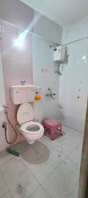 Bathroom in 2 BHK Apartment at Ashok Nagar Complex Ashok Nagar, Ashok Nagar – for Rent