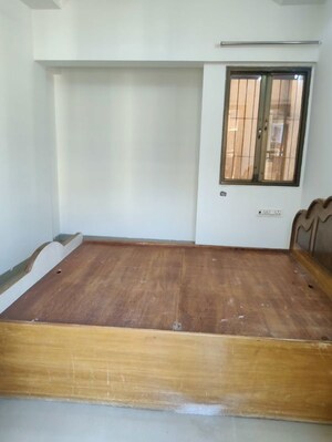 Room in 2 BHK Apartment at Piramal Vaikunth Vraj, Balkum Pada – for Sale
