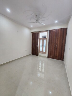 Room in 2 BHK Builder Floor at Chattarpur – for Rent