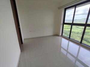 Room in 2 BHK Apartment at Lodha Splendora River View, Ghodbunder Road – for Rent