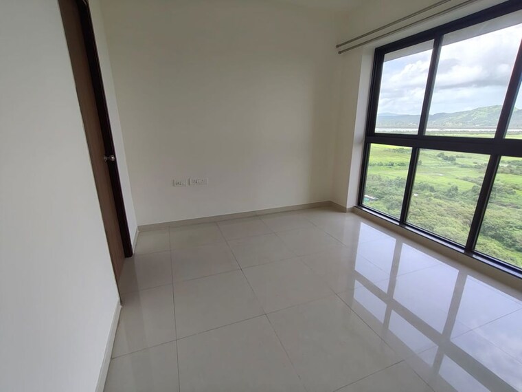 Room, lodha-splendora-river-view 2 Bedroom 643 Sq.Ft. Apartment In Ghodbunder Road Thane 10742294
