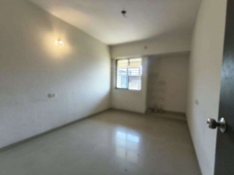 Room, upper-crust 3 Bedroom 1400 Sq.Ft. Apartment In Kalwa Thane 10742289