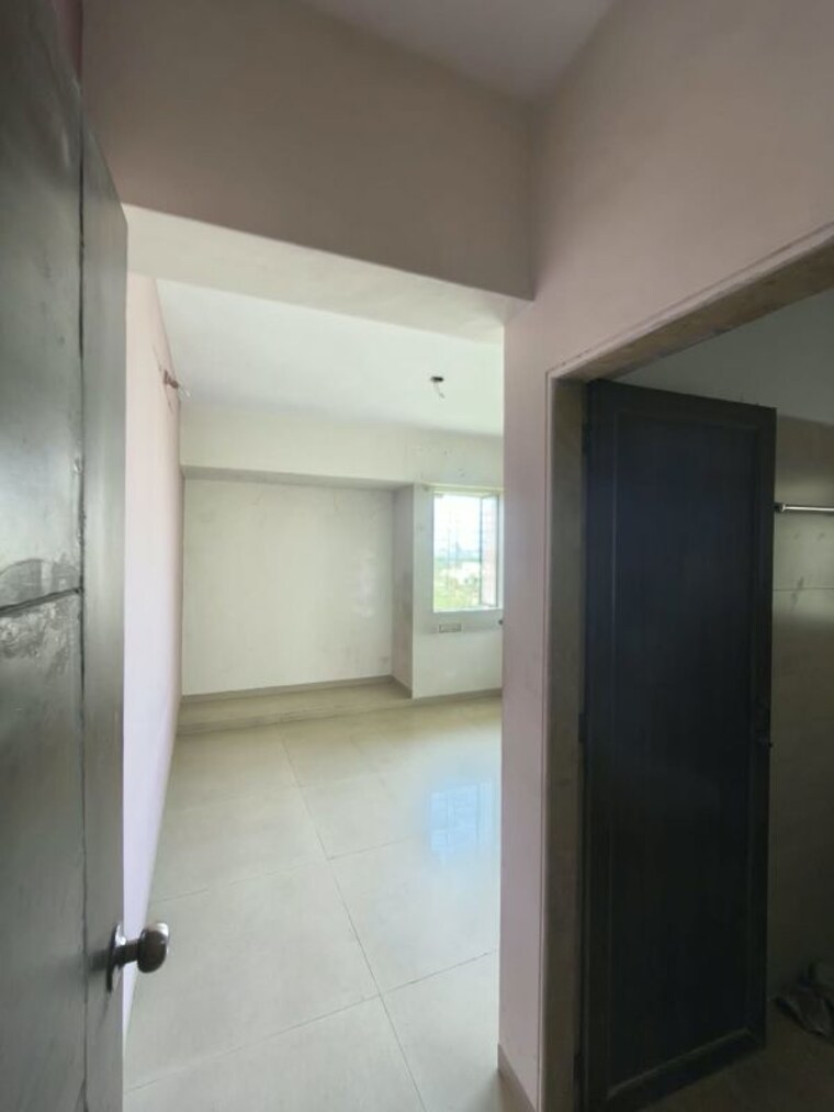 Room, upper-crust 3 Bedroom 1400 Sq.Ft. Apartment In Kalwa Thane 10742289
