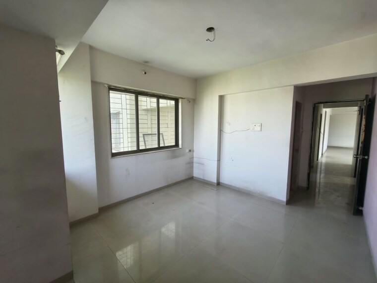 Room, upper-crust 3 Bedroom 1400 Sq.Ft. Apartment In Kalwa Thane 10742289