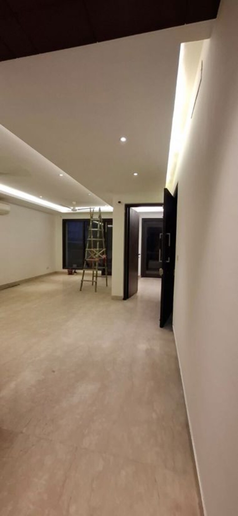 Room, kalkaji 3 Bedroom 1800 Sq.Ft. Builder Floor In Kalkaji Delhi 10742256