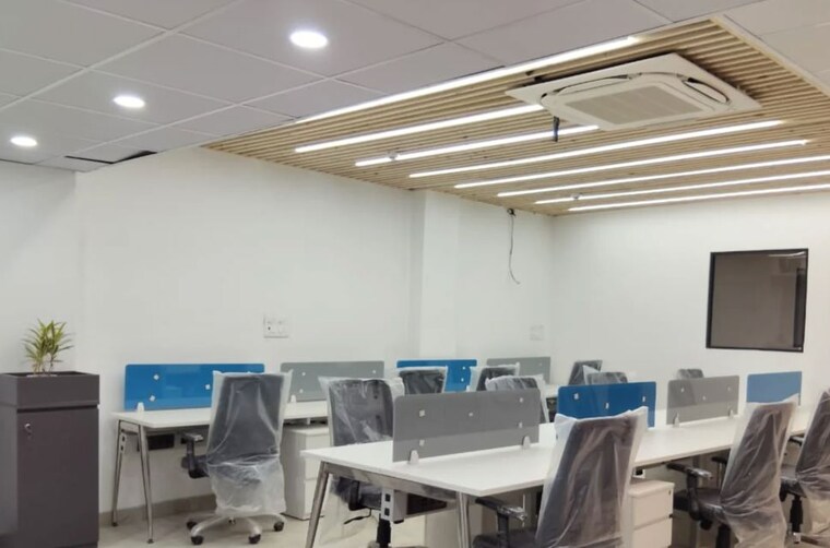 Team Area, solitaire-corporate-park Commercial Office Space 1800 Sq.Ft. In Andheri East Mumbai 10742343
