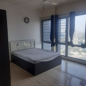 Bedroom in 3.5 BHK Apartment at Radius Imperial Heights, Goregaon West – for Rent