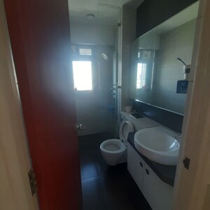 Bathroom in 3.5 BHK Apartment at Radius Imperial Heights, Goregaon West – for Rent
